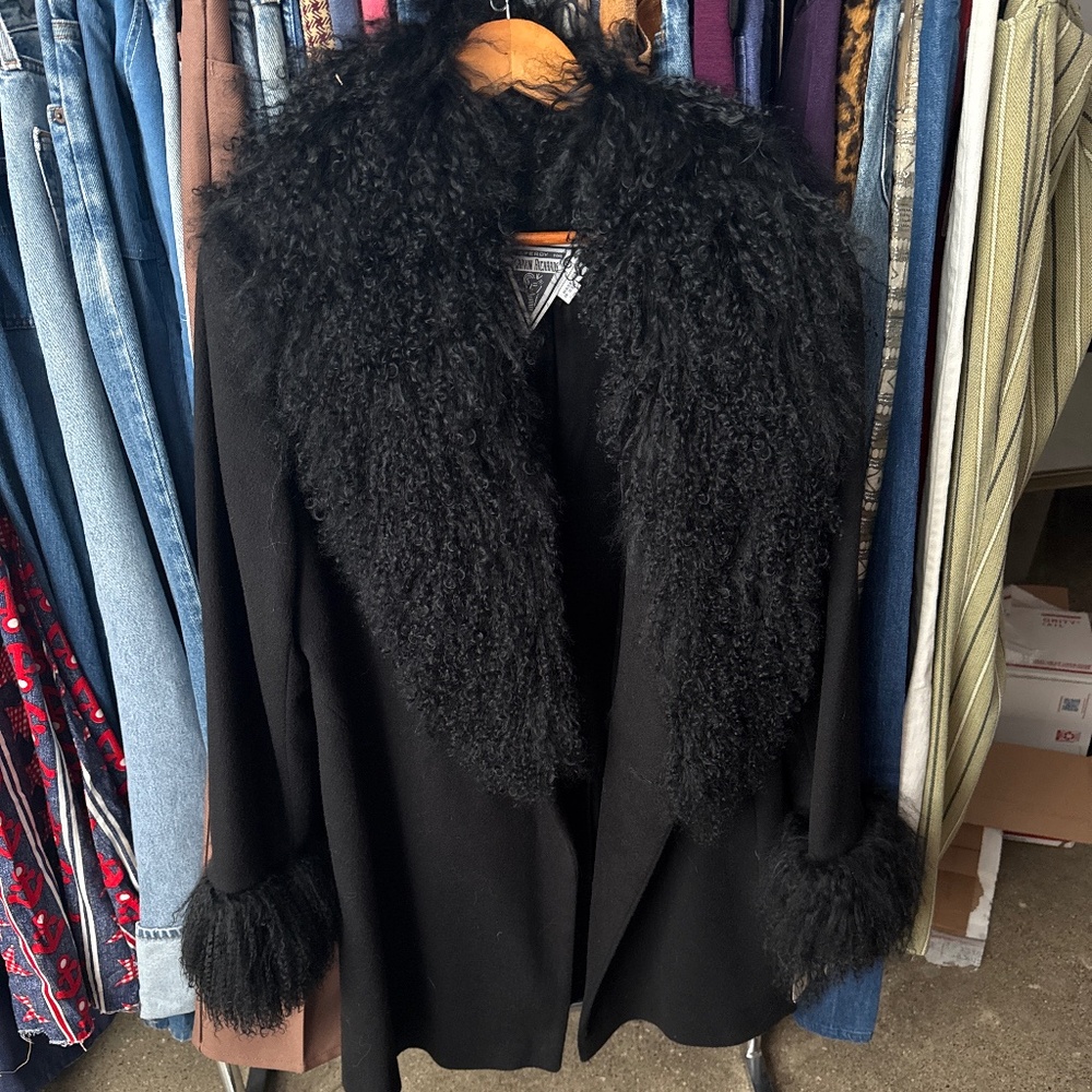 Vintage Marvin Richard’s black penny lane coat  with  Mongolian lamb! Nwts